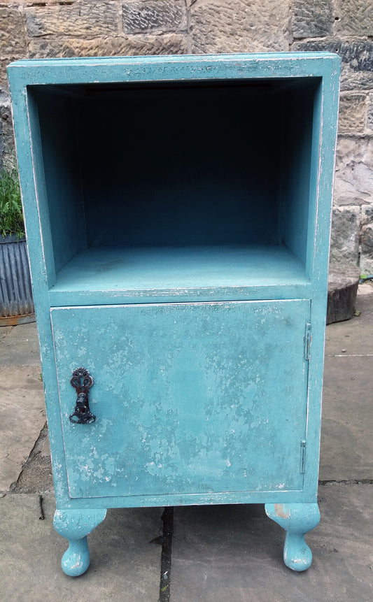 Vintage Bedside cabinet painted in layers of miss mustard seed milk paint