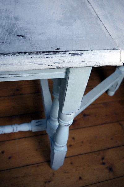 Shabby chic store drop leaf table