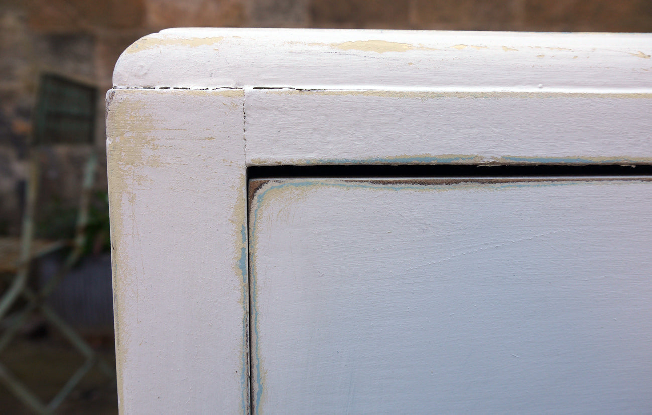hand painted chest of drawers in fusion picket fence